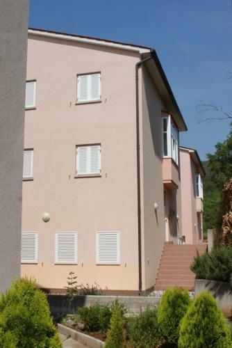 Hostal Apartments With A Parking Space Rabac (labin) - 7644