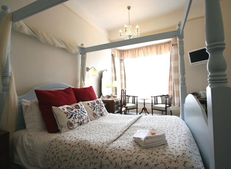 Bed & Breakfast Glencree House
