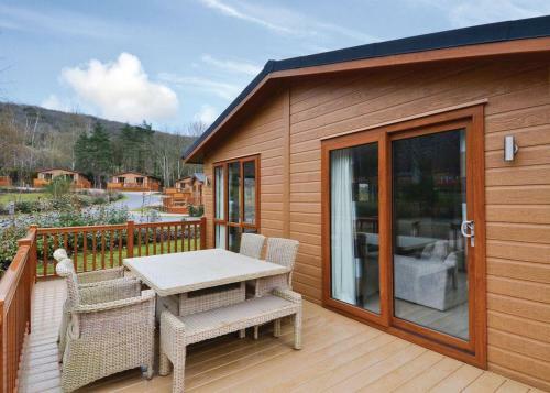 Caddy S Corner Lodges
