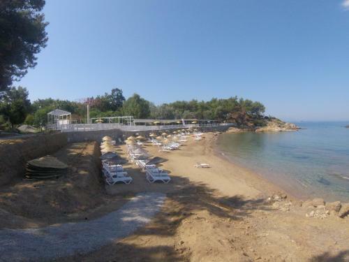 Rainbow Bay Ozdere Beach Hotel
