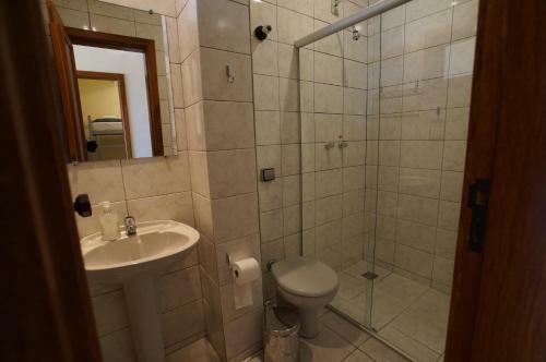 Hostel Pico Do Itamb�