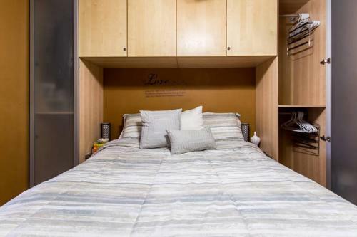 Hostal Rooms Within Toronto