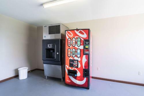 Motel 6 Mattoon