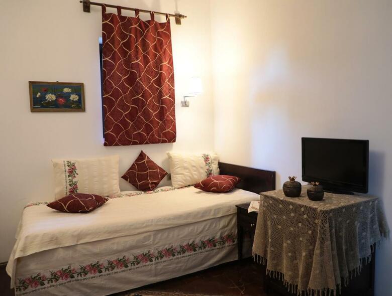 Albergue Hadrianus Hotel