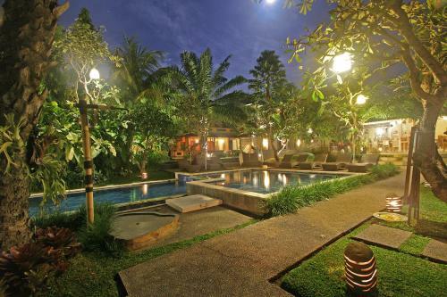 Hotel The Grand Sunti