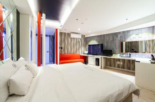 Zava Motel