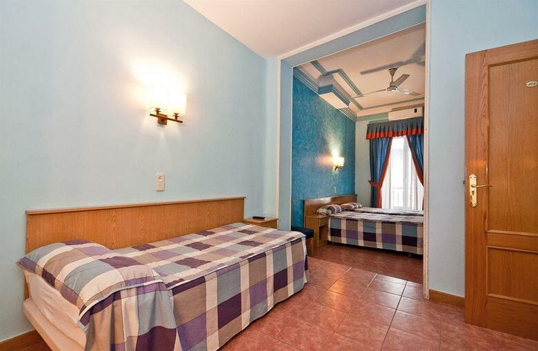 Hostal Oporto