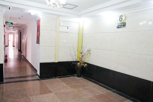 Yincheng Hotel