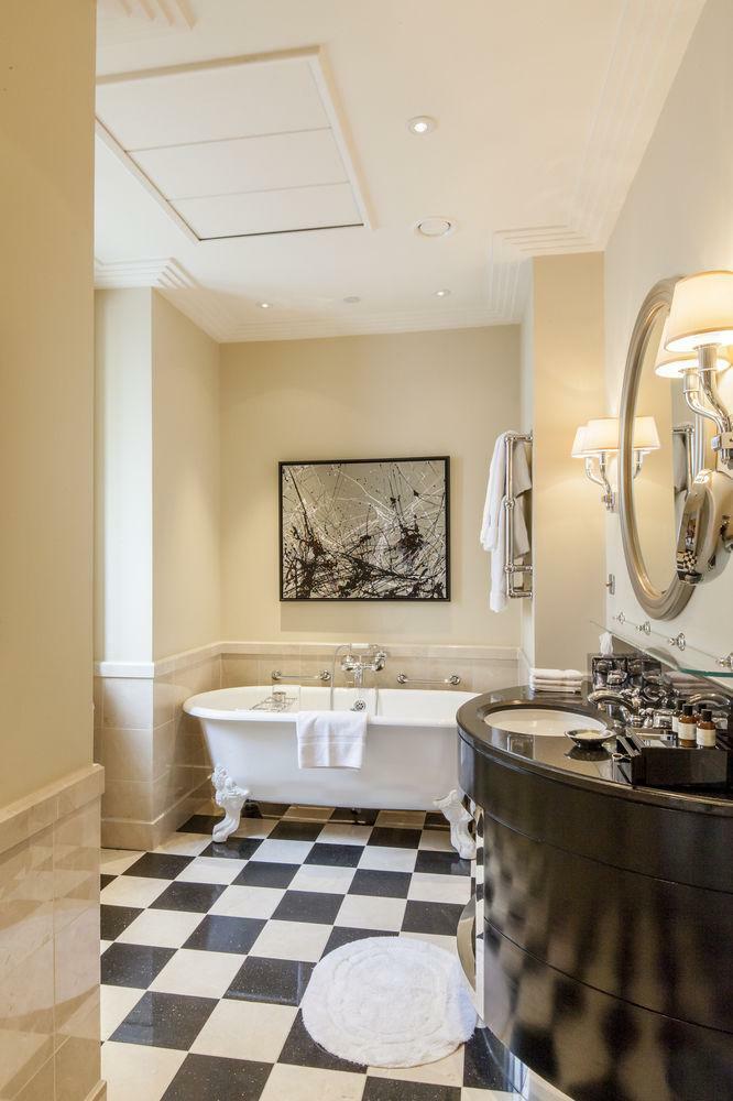 Hotel Savoy