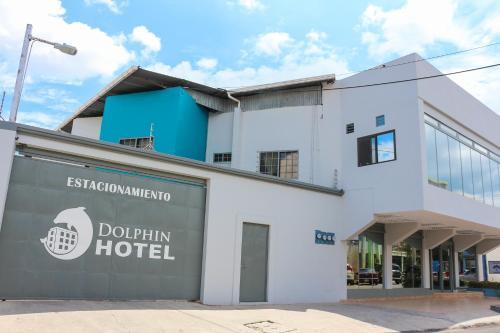 Dolphin Executives Hotel