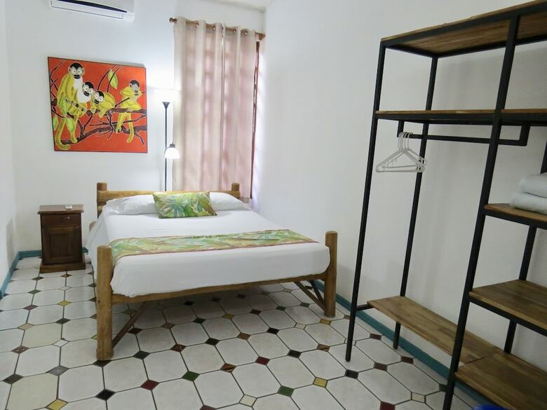 El Mono Loco Hotel
