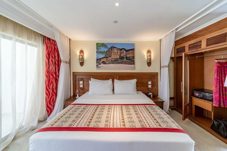 Hotel Prideinn Paradise Beach Resort, Convention Centre And Spa
