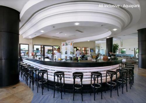 Hotel Valeria Madina Club