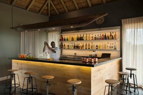 Hostal Mhondoro Safari Lodge & Villa
