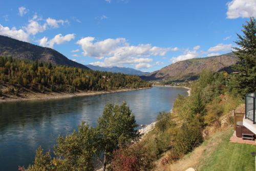 The River Haus Bed And Breakfast