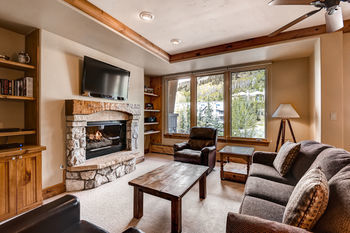 Hotel Elkhorn Lodge