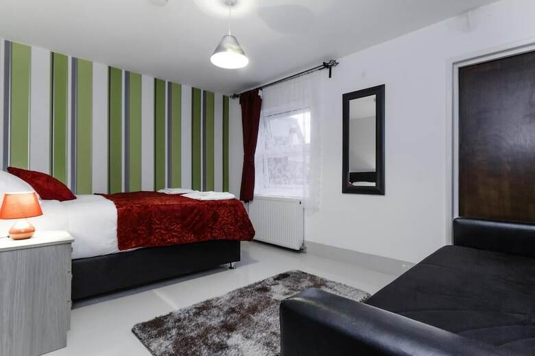 City Gate Serviced Apartments