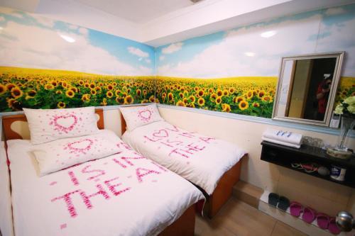 Hostal Hk Nathan House