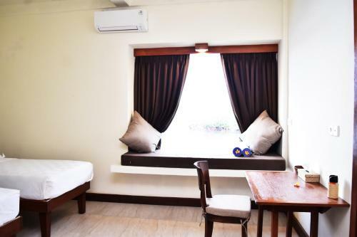 Hotel Naya Gawana Resort And Spa