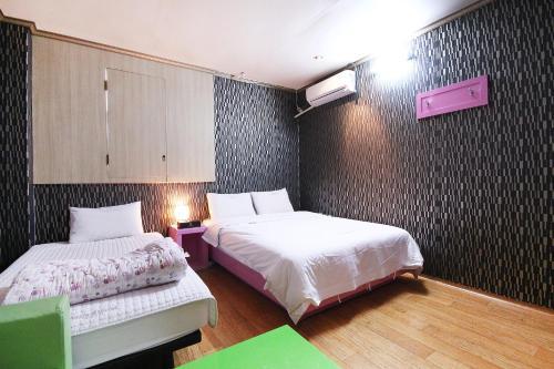 Apple Motel