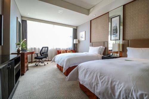 Hotel Howard Johnson Caida Plaza Shanghai