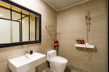 Ara Hotel