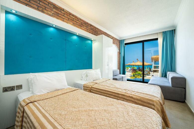 Hotel Manolya