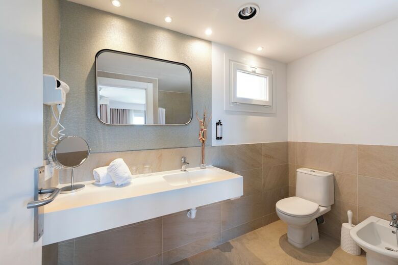 Valentin Somni Hotel & Suites Adults Only +16