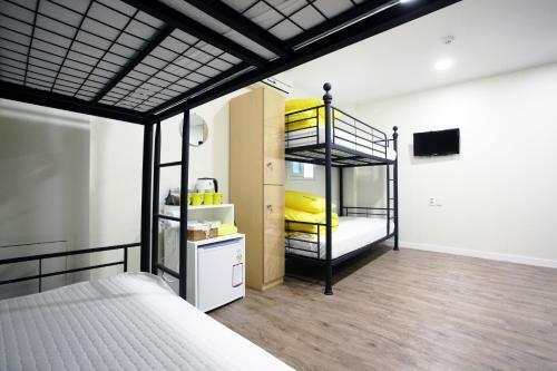 Hostal 24 Guesthouse Myeongdong Avenue