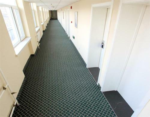 Hotel Hanting Express Communication University Of China North Gate