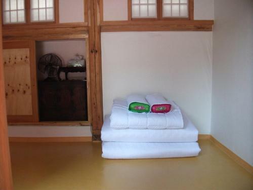 Hostal Sarangchae Hanok Guesthouse