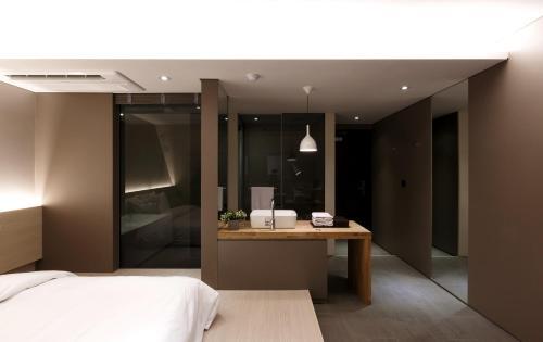 H Hotel