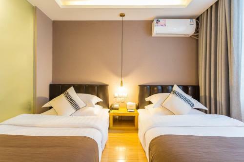 Beijing Red Hotel