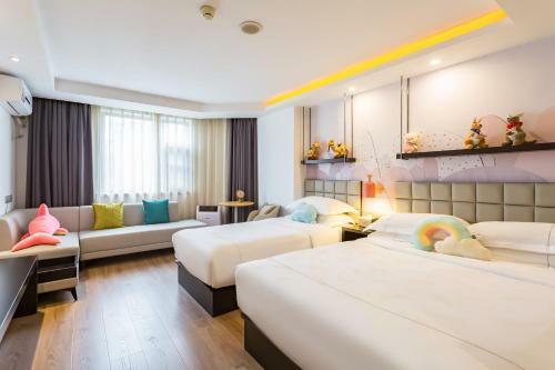 Beijing Red Hotel