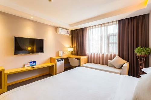 Beijing Red Hotel