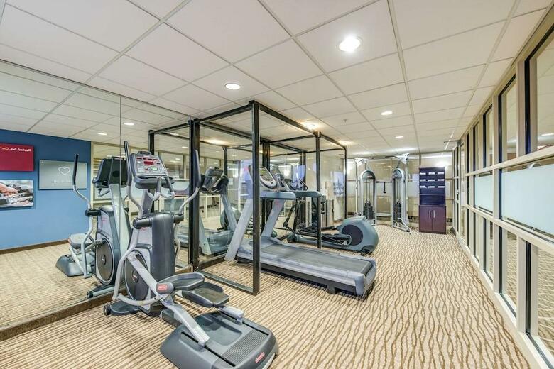 Hotel Comfort Suites O`hare Airport