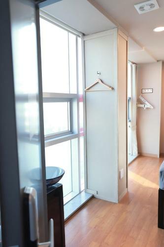 Seoul N Hostel
