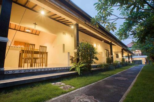 Hostal Wingsu Guest House