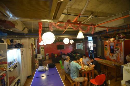 Hostal Kimchee Sinchon Guesthouse