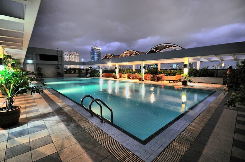 Hotel Aston At Kuningan Suites