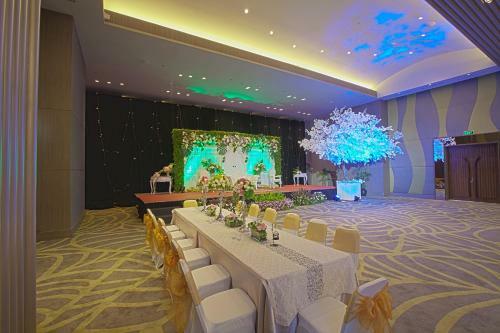 Grand Whiz Hotel Kelapa Gading Jakarta