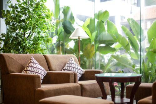John's Pardede International Hotel