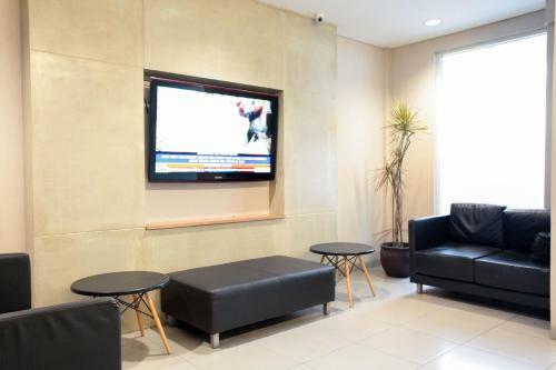 Hotel Legreen Suite Kuningan