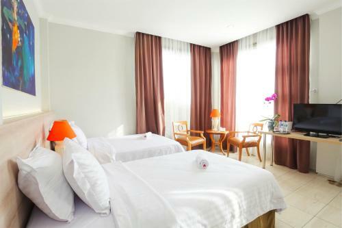 Hostal Topaz Residence