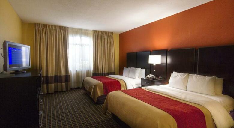 Hotel Clarion Inn & Suites Miami Airport