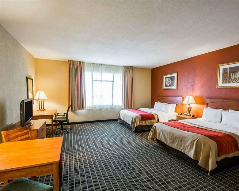 Hotel Clarion Inn & Suites Miami Airport