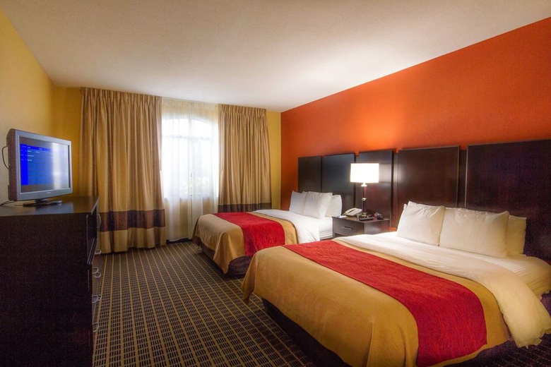 Hotel Clarion Inn & Suites Miami Airport