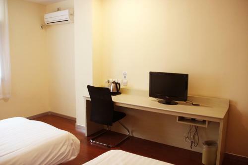 Hotel Hanting Express Qingdao Chengyang Zhengyang Road