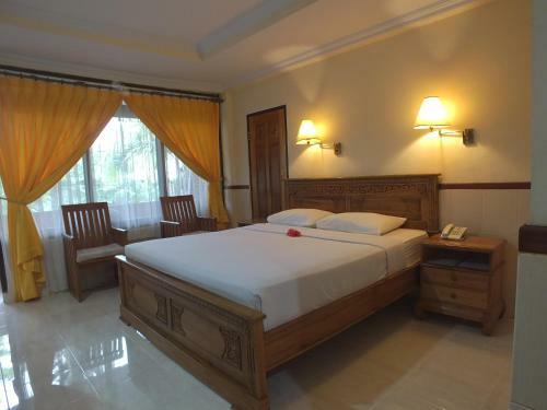 Palm Beach Hotel Bali