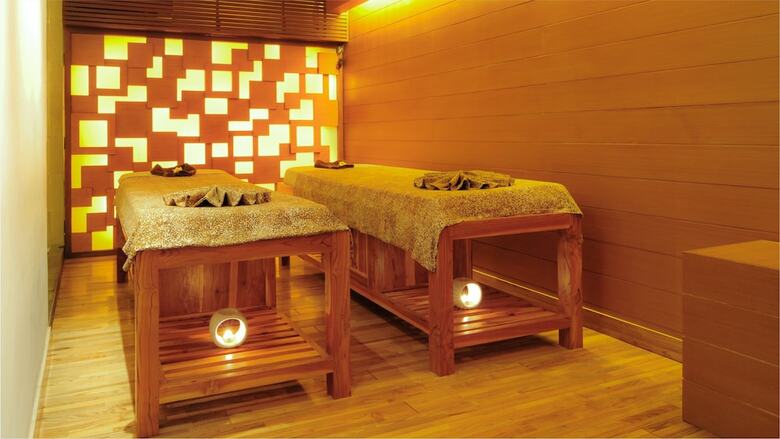 J Boutique Hotel